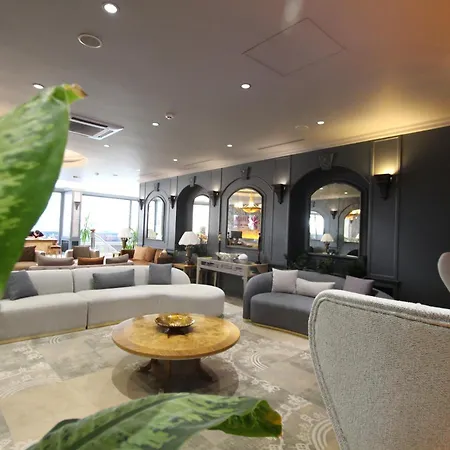 Funda Hotel Trebizonda