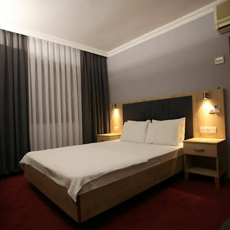 Hotel Funda 4*
