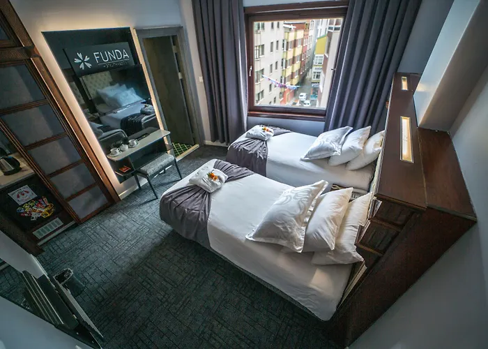 Funda Hotel